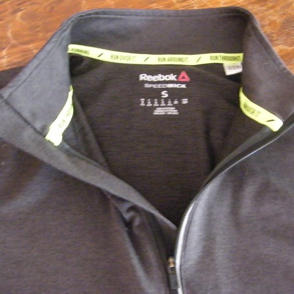 Reebok Women's work out top - Picture 2 of 3